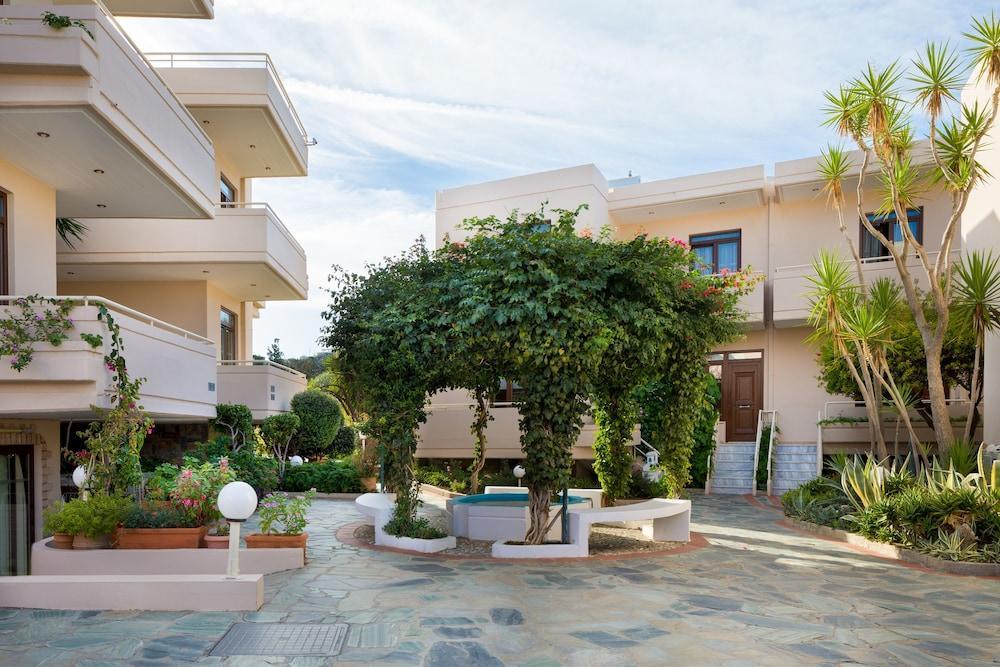 Oscar Suites&village Agia Marina