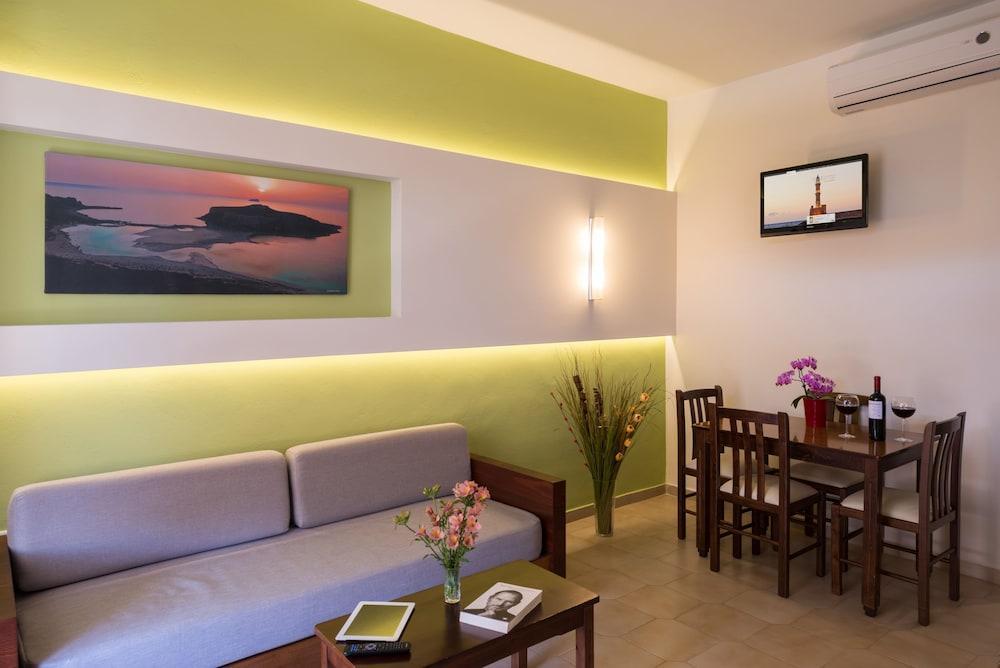 Oscar Suites&village 4*