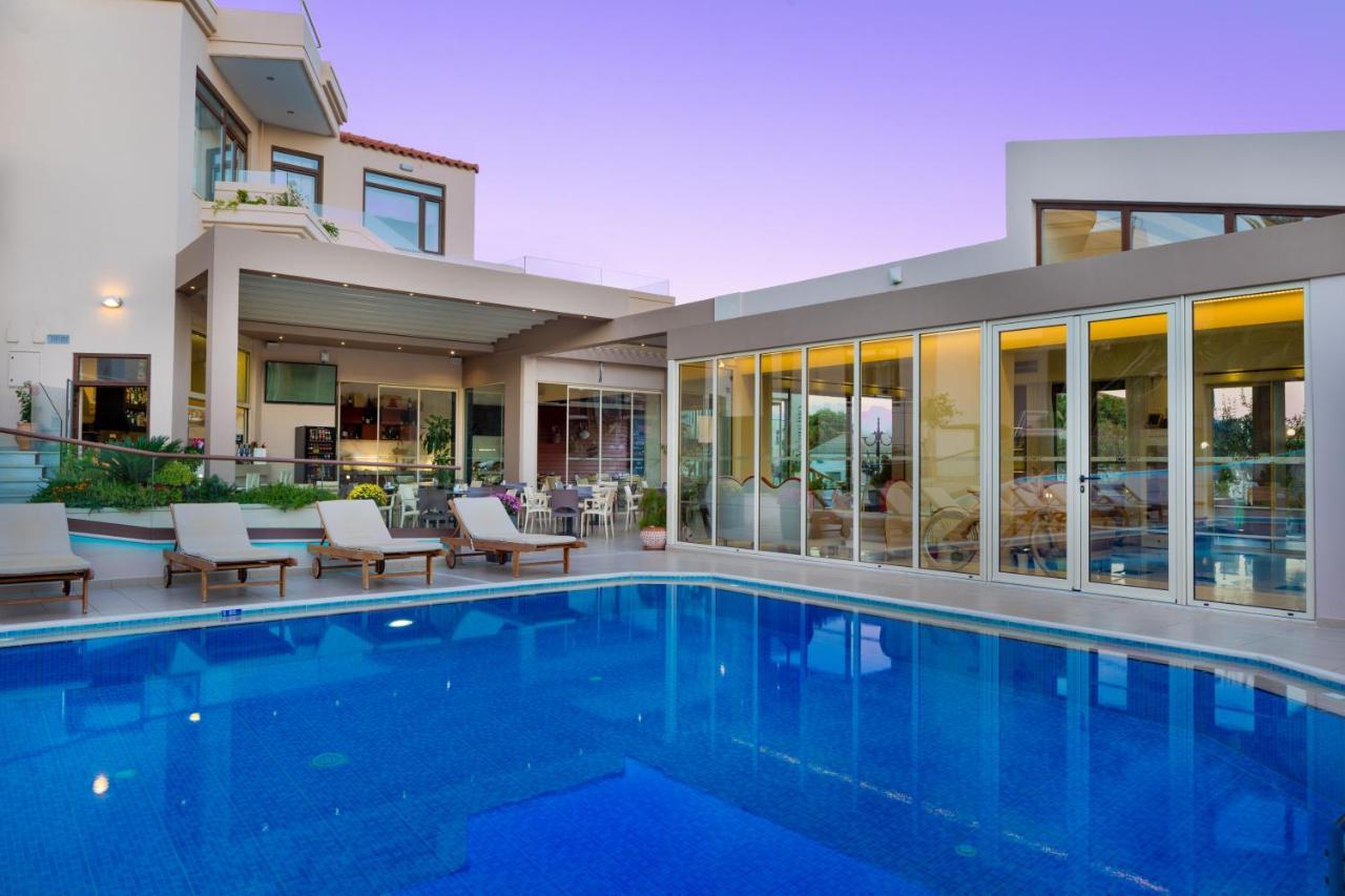 Oscar Suites&village