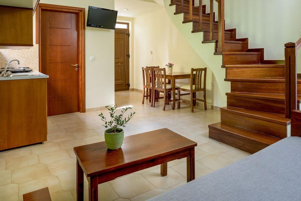 Oscar Suites&village Hotel Agia Marina