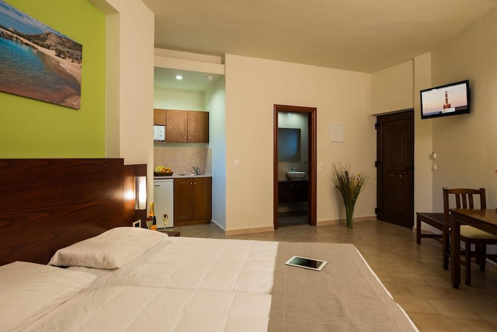 Oscar Suites&village Hotel Agia Marina