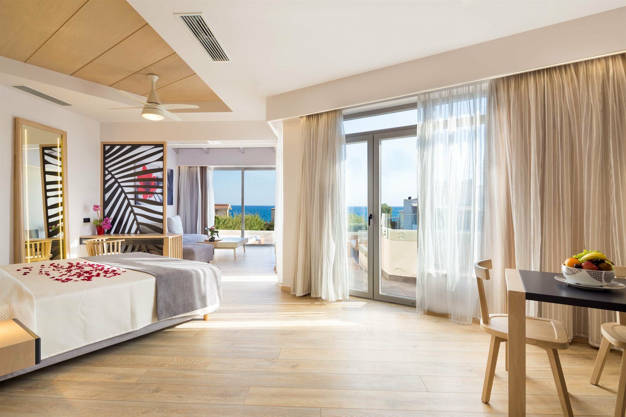 Hotel Oscar Suites&village 4*